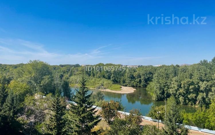 2-комнатная квартира · 71.8 м² · 6/7 этаж, Протазанова за 33.5 млн 〒 в Усть-Каменогорске — фото 3