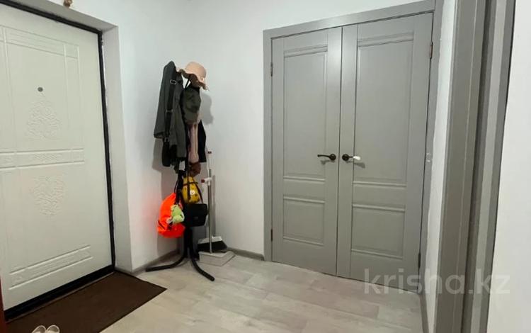 2-бөлмелі пәтер · 60 м² · 8/9 қабат, жилой массив Есет Батыр, 2 микрорайон, бағасы: 14.5 млн ₸ в Актобе — фото 2