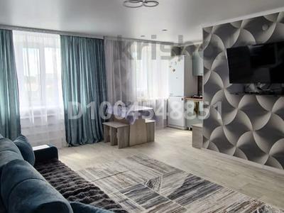 3-комнатная квартира · 42 м² · 3/4 этаж, 342-й квартал 1 — Район Радуга за 20 000 ₸ в Семее