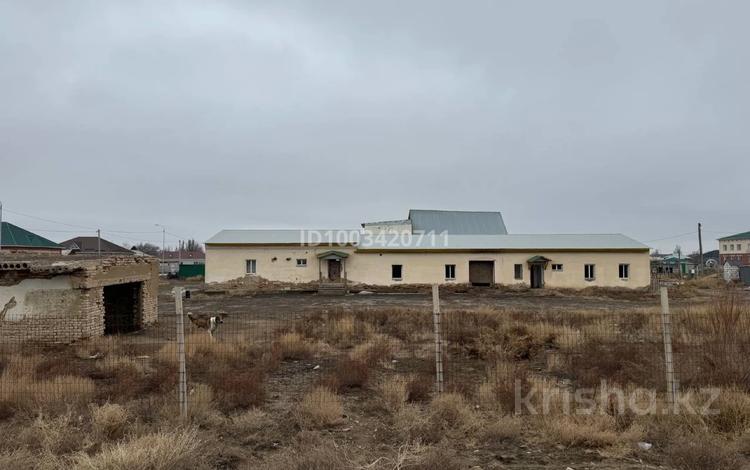 Свободное назначение, офисы, магазины и бутики, склады, азс, автосервисы и автомойки, общепит, салоны красоты, сельское хозяйство, бани, гостиницы и зоны отдыха, медцентры и аптеки, образование, развлечения · 5000 м² за 56 млн ₸ в  — фото 2