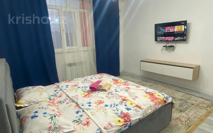 1-комнатная квартира · 50 м² · 5/9 этаж, мкр Атырау, Абулхайыр хана 51а — Возле цон за 3 000 〒 — фото 2