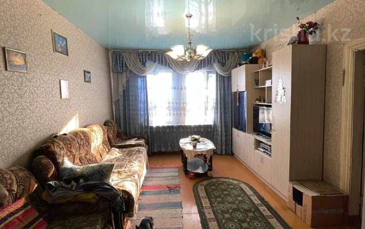 3-комнатная квартира · 60 м² · 1/2 этаж, Краснознаменная 78 за 9.8 млн ₸ в Усть-Каменогорске — фото 9