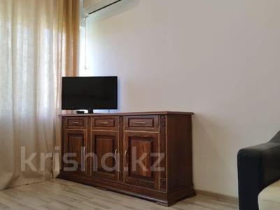2-бөлмелі пәтер · 56 м² · 1/5 қабат, Ақсай-4 ш/а. 45, бағасы: 32 млн ₸ в Алматы, Ауэзовский р-н
