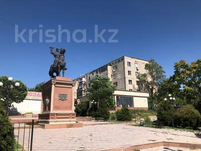 Офисы, магазины и бутики, склады, салоны красоты, фитнес и спорт, медцентры и аптеки, образование, развлечения, конференц-залы, кабинеты и рабочие места, студии · 167.2 м² за 880 000 ₸ в Шымкенте, Аль-Фарабийский р-н