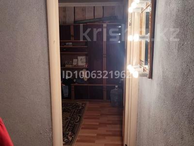 2-бөлмелі пәтер · 44.8 м² · 3/5 қабат, Пришахтинск, Пришахтинск, 23й микрорайон 31, бағасы: 12 млн ₸ в Караганде, Алихана Бокейханова р-н