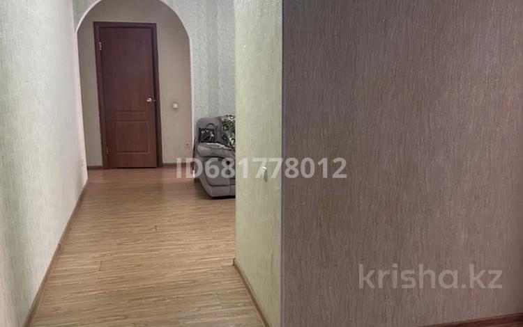 3-комнатная квартира, 81 м², 2/12 этаж, Сауран 3/1