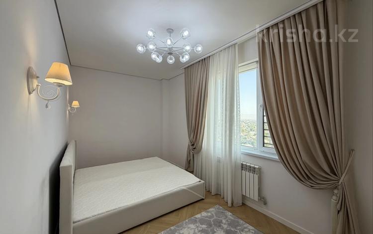2-комнатная квартира · 72 м² · 9/12 этаж, Кунаева 79 за 43 млн ₸ в Шымкенте, Аль-Фарабийский р-н — фото 2
