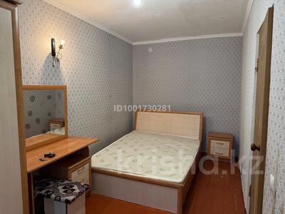 Аренда квартир в Жамбылской обл.: 2-комнатная квартира · 45 м² · 4/5 этаж, Казыбек би 103 3 — Гастроном за 110 000 〒 2-комнатная квартира · 45 м² · 4/5 этаж, Казыбек би 103 3 — Гастроном за 110 000 〒 в Таразе