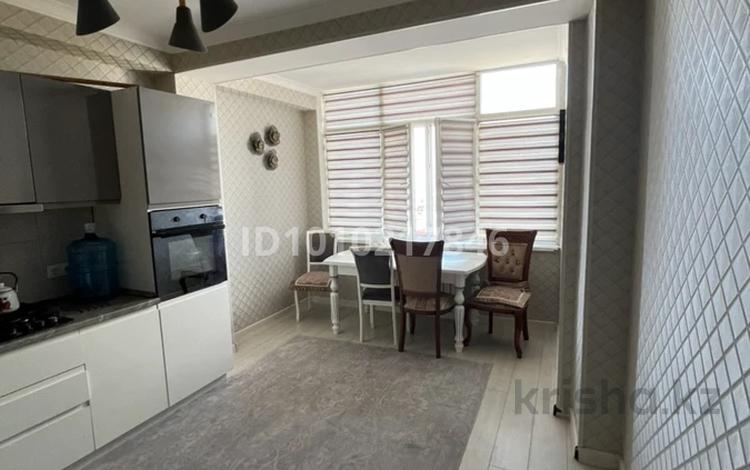 2-бөлмелі пәтер · 70 м² · 9/9 қабат, 32Б ш/а. 4, бағасы: 170 000 ₸ в Актау, 32Б мкр — фото 2