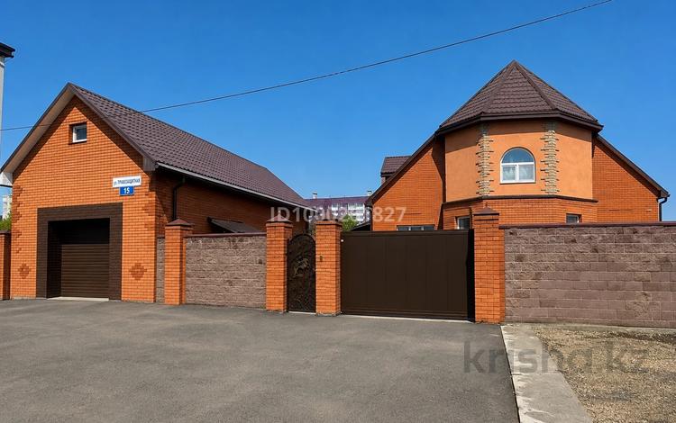 Отдельный дом · 13 комнат · 283.7 м² · 19 сот., Казахстанская правда 156 — Крепостная за 110 млн ₸ в Петропавловске — фото 17