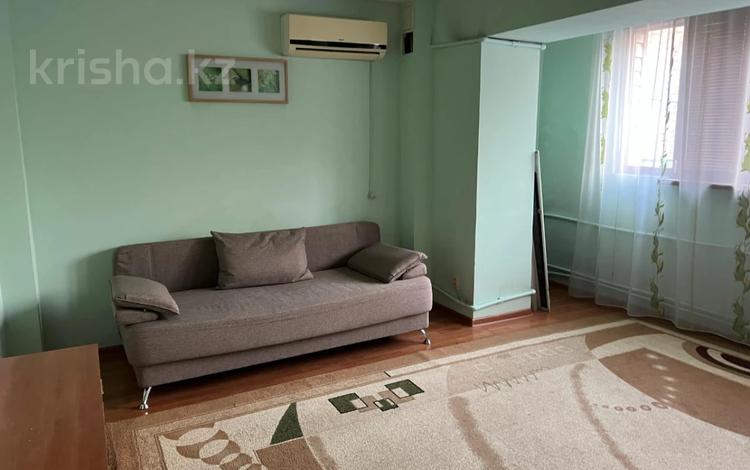 1-бөлмелі пәтер · 40 м² · 2/5 қабат, Розыбакиева 90, бағасы: 35 млн ₸ в Алматы, Бостандыкский р-н — фото 8