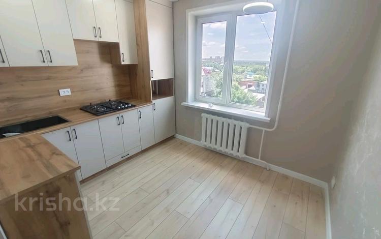 2-бөлмелі пәтер · 52 м² · 8/9 қабат, Сутюшева, бағасы: 23.3 млн ₸ в Петропавловске — фото 2