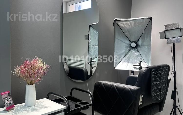 Салоны красоты, студии · 12 м² за 15 000 ₸ в Петропавловске — фото 2