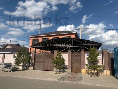 Отдельный дом · 10 комнат · 400 м² · 10 сот., мкр Уркер, Кумжарган 20 — Батыр Баян за 110 млн 〒 в Астане, Нура р-н