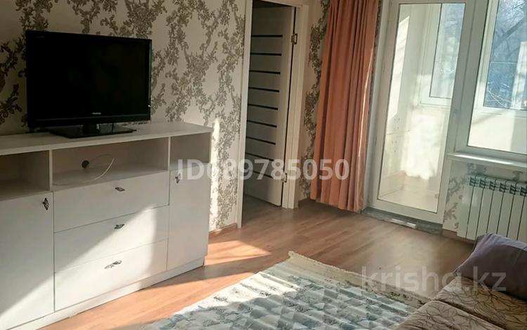 2-комнатная квартира · 45 м² · 2/5 этаж, Тулебаева 37 — Жибек жолы за 320 000 ₸ в Алматы, Медеуский р-н — фото 2