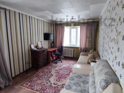 5-комнатная квартира, 95 м², 1/5 этаж, 6 МКР за 19.9 млн 〒 в Темиртау