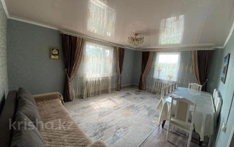 Жеке үй · 4 бөлме · 100 м² · 10 сот., Рижский переулок, бағасы: 27.6 млн ₸ в Петропавловске — фото 2