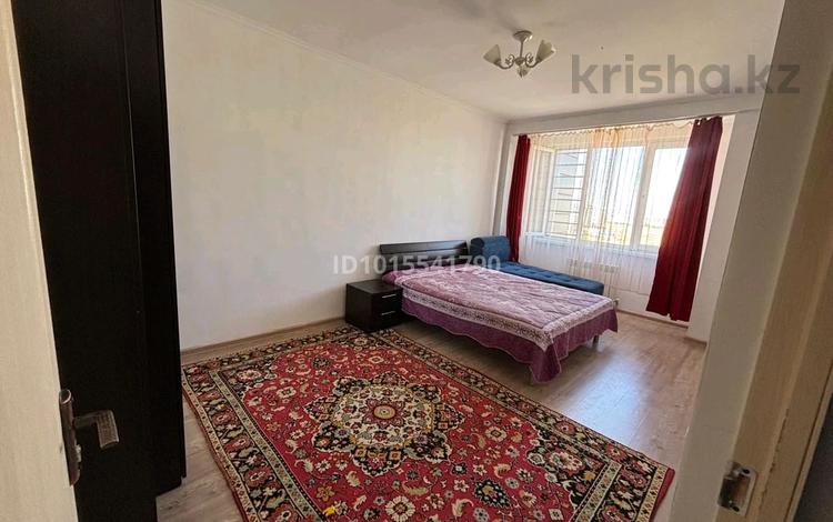 3-бөлмелі пәтер · 90 м², Тұран ш/а, Байдибек Би 3/1, бағасы: 200 000 ₸ в Шымкенте, Каратауский р-н — фото 2