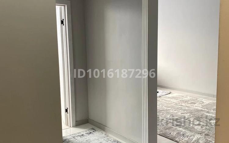 1-бөлмелі пәтер · 37.3 м² · 14/14 қабат, Санжара Асфендиярова 11, бағасы: 400 000 ₸ в Астане, Нура р-н — фото 2