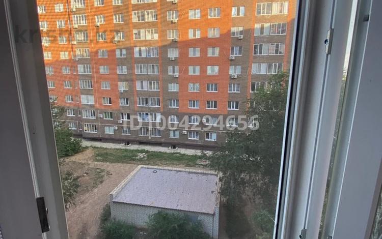 1-бөлмелі пәтер · 40.5 м² · 5/9 қабат, Гагарина 1/1 — ТЭЦ, бағасы: 150 000 〒 в Уральске — фото 2