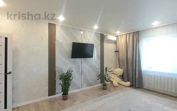 2-бөлмелі пәтер · 64 м² · 4/5 қабат, Қадыр Мырза-Әли ш/а. — НИШ, площадь Қадір мырзали, бағасы: 26.5 млн ₸ в Уральске, мкр Кадыра Мырза-Али — фото 2