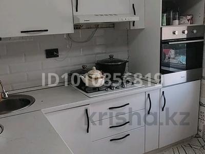 2-комнатная квартира · 52 м² · 9/10 этаж, мкр 12 — Сзади City Shopping Center за 17 млн ₸ в Актобе