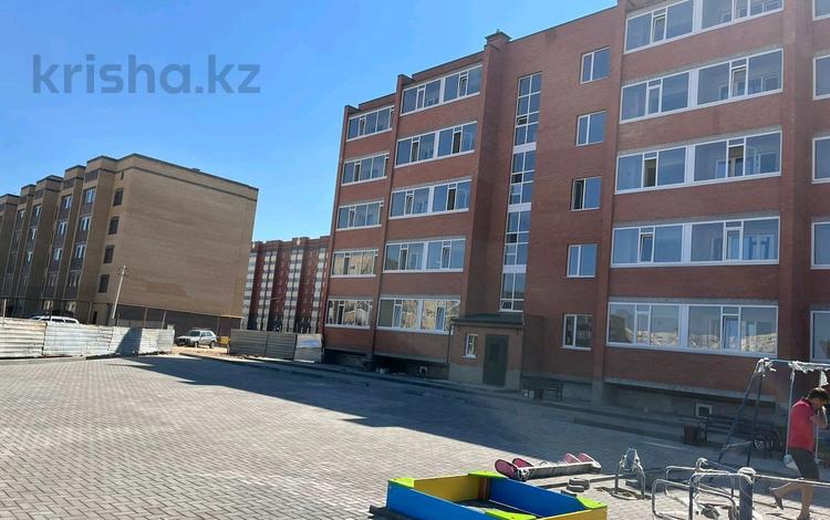 1-комнатная квартира, 40 м², 2/5 этаж, мкр. Алтын орда 17 — М. Шокая