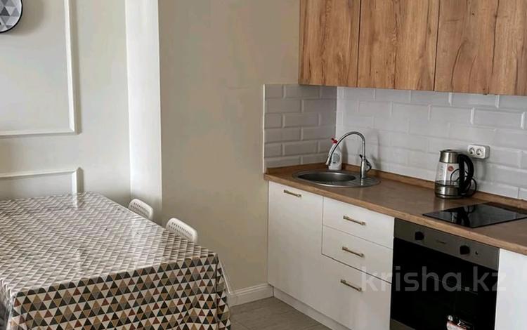 2-комнатная квартира · 50 м² · 9/18 этаж, Манглик Ел за 265 000 ₸ в Астане, Есильский р-н — фото 4