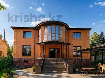 Отдельный дом · 6 комнат · 568 м² · 10 сот., мкр Городской Аэропорт за 150 млн 〒 в Караганде, Казыбек би р-н