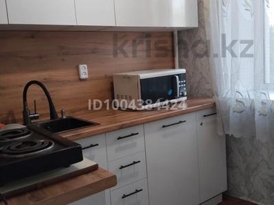 2-бөлмелі пәтер · 58 м² · 4/5 қабат, Момышулы, бағасы: 12 000 ₸ в Семее