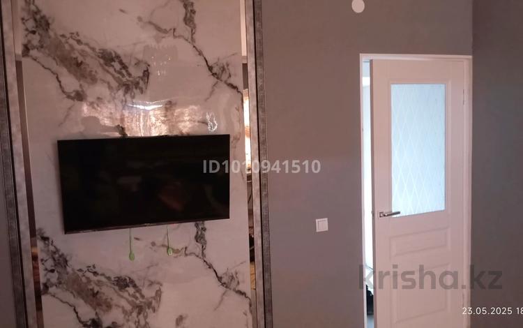 1-бөлмелі пәтер · 38 м² · 1/5 қабат, 22-й мкр 2, бағасы: 8.5 млн ₸ в Актау — фото 2