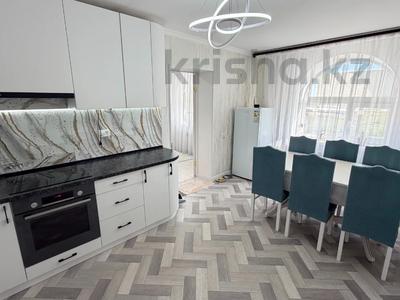 3-комнатная квартира · 135 м² · 10/10 этаж, мкр Болашак, Бокенбай батыра за 23.8 млн ₸ в Актобе