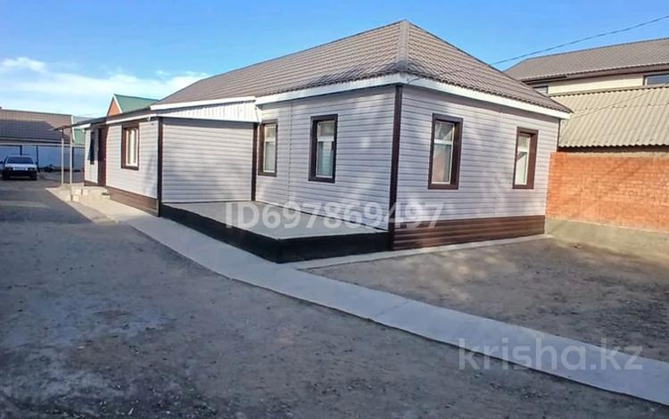 Отдельный дом · 4 комнаты · 110 м² · 5.5 сот., Кулымбетова — Кобозева за 24 млн 〒 в Актобе, мкр. Курмыш — фото 2