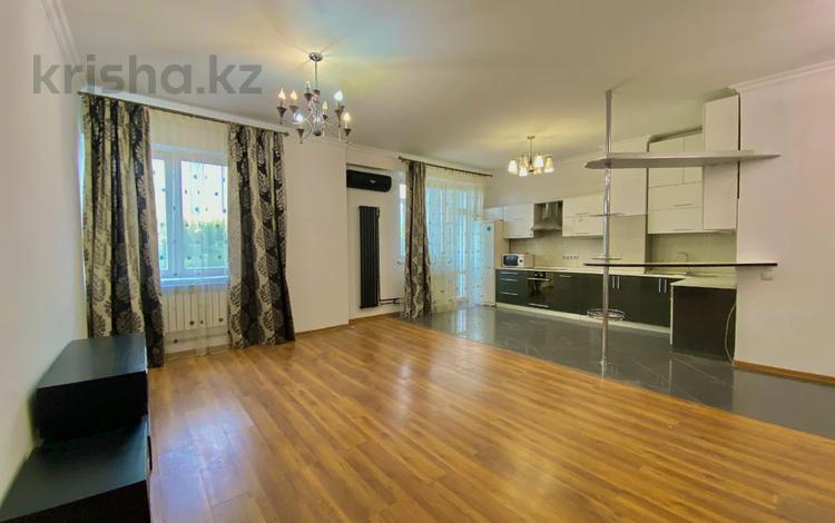 4-комнатная квартира · 124 м² · 4/21 этаж, Солодовникова 21а за 500 000 ₸ в Алматы, Бостандыкский р-н — фото 2