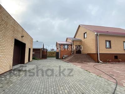 Отдельный дом · 5 комнат · 260 м² · 10 сот., ул 1-звездная 3 за 65 млн 〒 в Бурабае