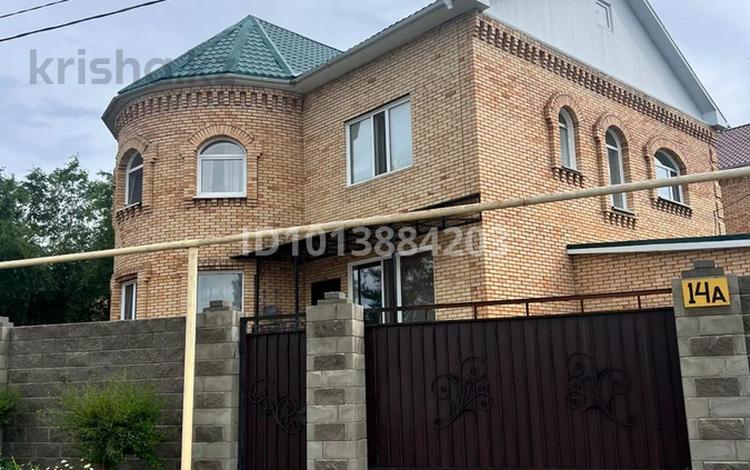 Отдельный дом · 4 комнаты · 329 м² · 7.4 сот., 4-й микрорайон 14А за 150 млн ₸ в Костанае — фото 2