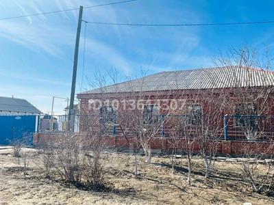 Отдельный дом · 5 комнат · 170 м² · 10 сот., мкр Лесхоз, 50 за 30 млн ₸ в Атырау