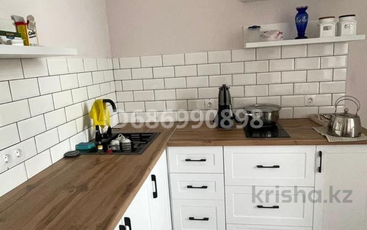 2-комнатная квартира · 49 м² · 13/15 этаж, Нажимеденова 22 за 250 000 ₸ в Астане, Алматы р-н — фото 2