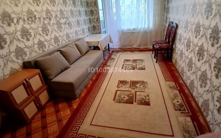 2-бөлмелі пәтер · 45 м² · 5/5 қабат, Пришахтинск, Металлистов — Поликлиника 2, бағасы: 130 000 ₸ в Караганде, Алихана Бокейханова р-н — фото 14