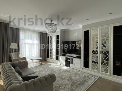 4-комнатная квартира · 210 м² · 4/4 этаж, мкр Михайловка , Аманжолова 94/3 за 1.5 млн ₸ в Караганде, Казыбек би р-н