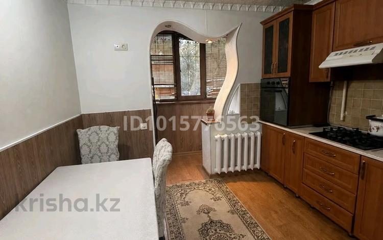 2-бөлмелі пәтер · 55 м² · 1/5 қабат, Сазды-1, М. Оспанова 52, бағасы: 160 000 ₸ в Актобе, Сазда-1 — фото 2