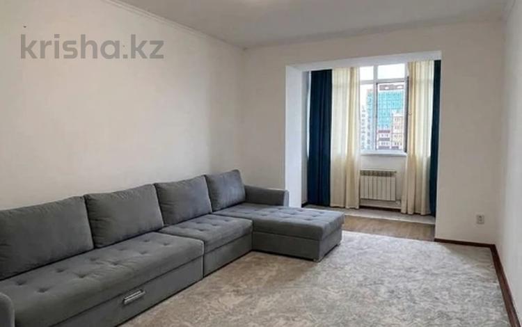 3-комнатная квартира · 120 м² · 5/5 этаж, Актобе, проспект Алии Молдагуловой, 36бк2 за 200 000 ₸ — фото 5