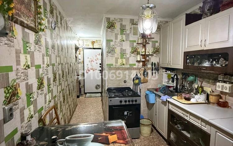 3-комнатная квартира · 64.9 м² · 4/5 этаж, Казбек би 24 — Жайна за 18 млн 〒 в  — фото 2