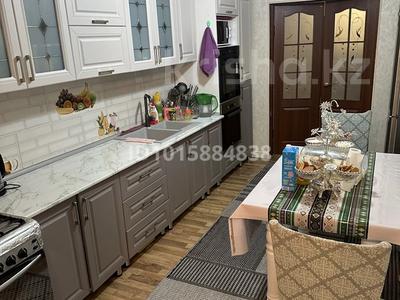 3-бөлмелі пәтер · 96 м² · 2/5 қабат, Рауан 5, бағасы: 21 млн ₸ в Жанаозен