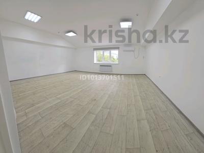 Свободное назначение · 37 м² за 155 000 ₸ в Уральске, мкр Астана
