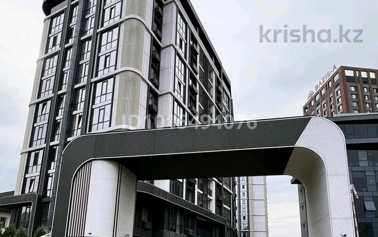 3-комнатная квартира · 94.5 м² · 8/10 этаж, Жарокова за 134.5 млн ₸ в Алматы, Бостандыкский р-н — фото 2