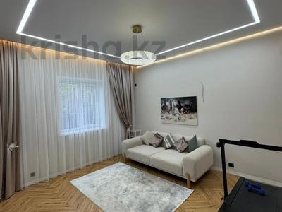 Отдельный дом · 6 комнат · 243 м² · 5 сот., Кунаева за 120 млн 〒 в Актобе, мкр. Курмыш