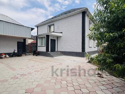 Жеке үй · 5 бөлме · 200 м² · 6 жүзд., Ұлжан-1 ш/а., бағасы: 95 млн ₸ в Алматы, Алатауский р-н