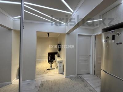 3-бөлмелі пәтер · 63 м² · 2/5 қабат, мкр Аксай-2 4 — Саина Толе би, бағасы: 43 млн ₸ в Алматы, Ауэзовский р-н