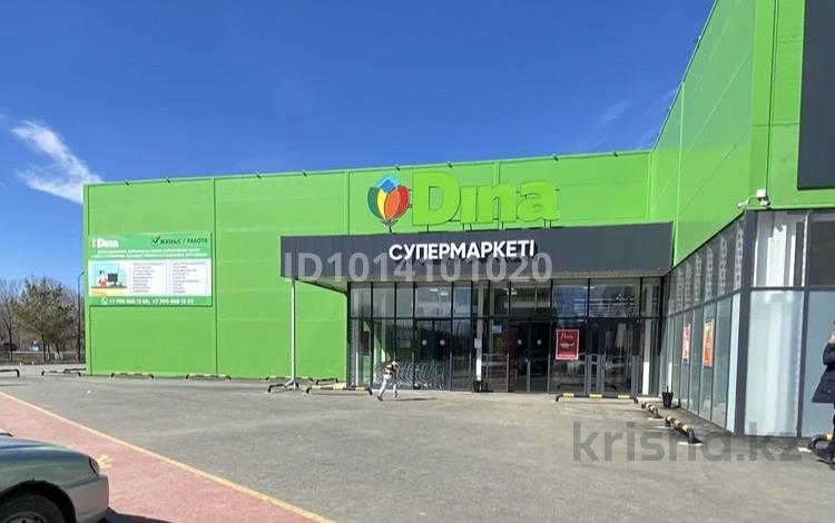 Еркін, кеңселер, дүкендер мен бутиктер, қоғамдық тамақтану орны, сұлулық салондары, фитнес және спорт, медорталықтар мен дәріханалар, білім орталықтары, ойын-сауық, конференц-залдар, кабинеттер және жұмыс орындары, студиялар · 97 м², бағасы: 630 500 ₸ в Актобе, мкр Авиагородок — фото 2